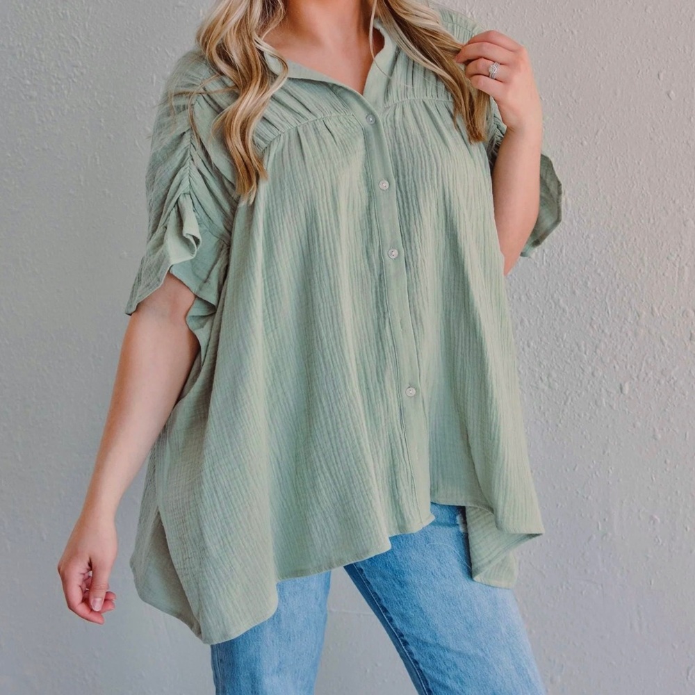 NWT BiBi Texture Wrinkle Gauze Top Button Up Ruffle Short Sleeve Shirt S
